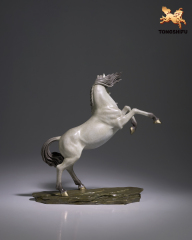 THE HORSE