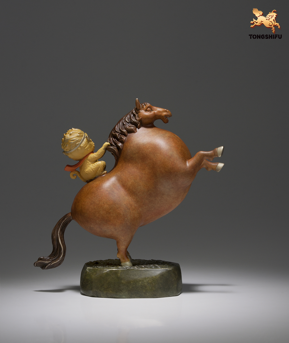 THE HORSE WITH MONKEY