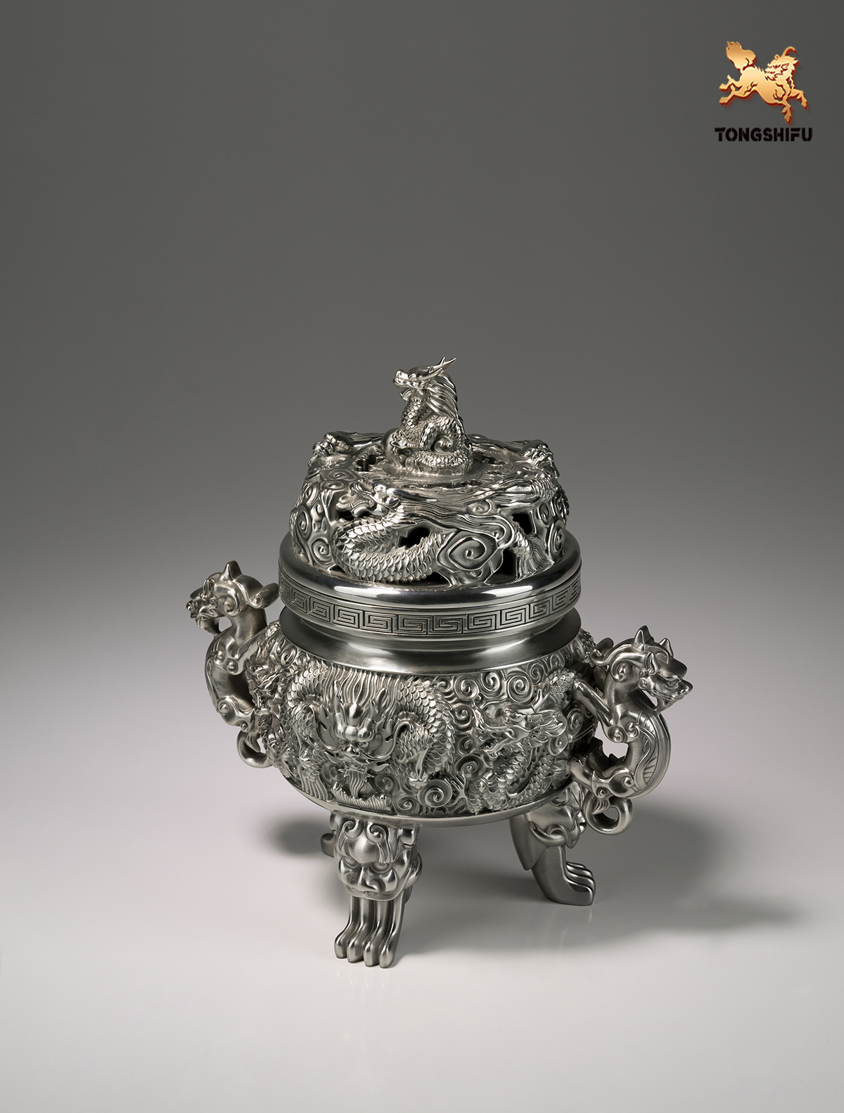 THE CHINESE DRAGON DESIGN CENSER