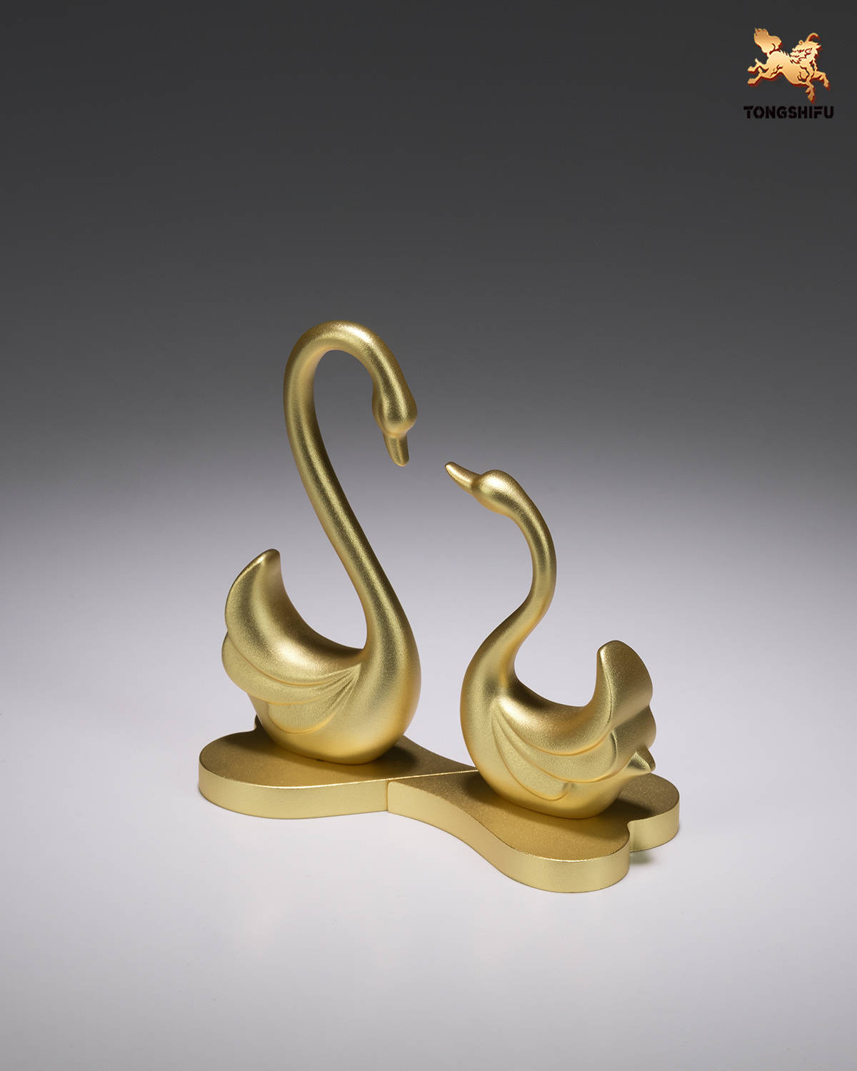 THE SWAN LOVER GIFTS