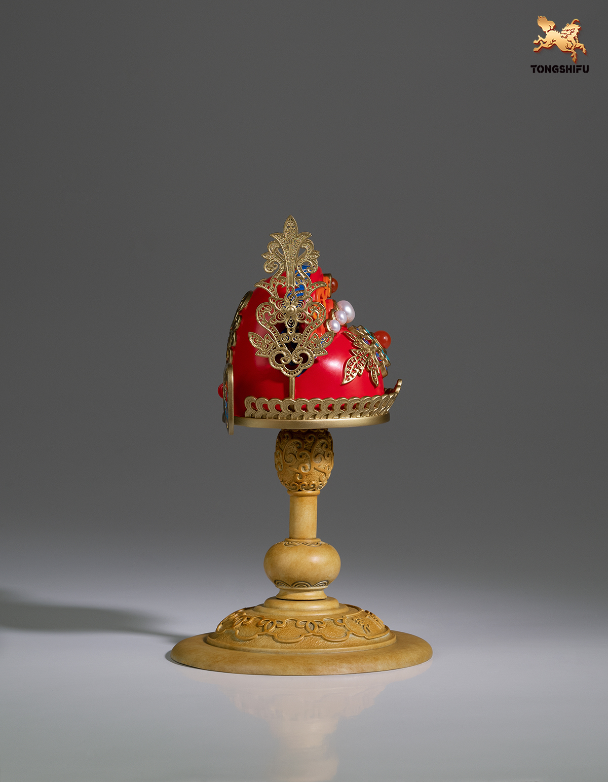 THE TOP SCHOLAR'S HAT