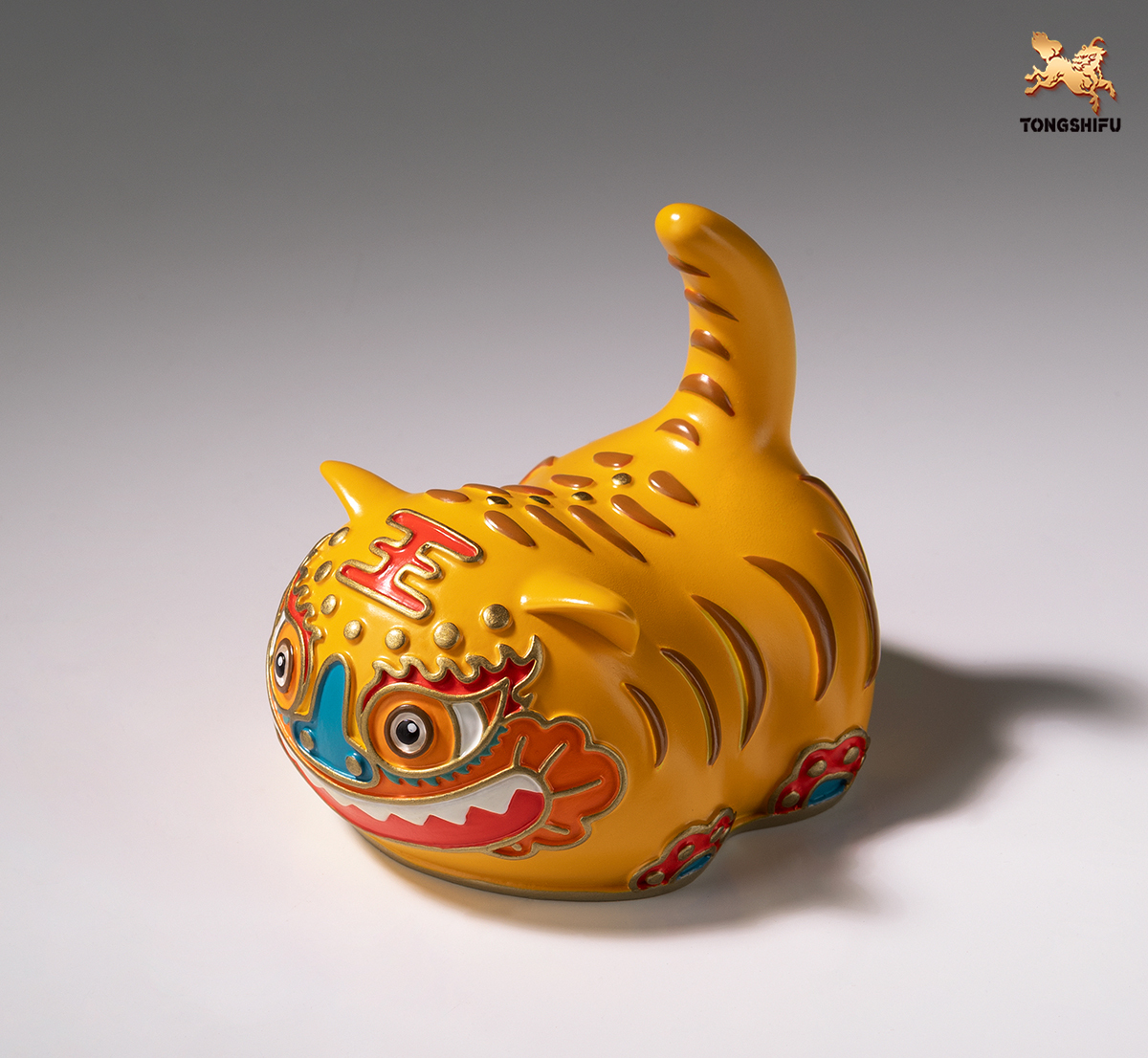 THE TIGER (TRADITIONAL CHINESE HANDCRAFT DESIGN)