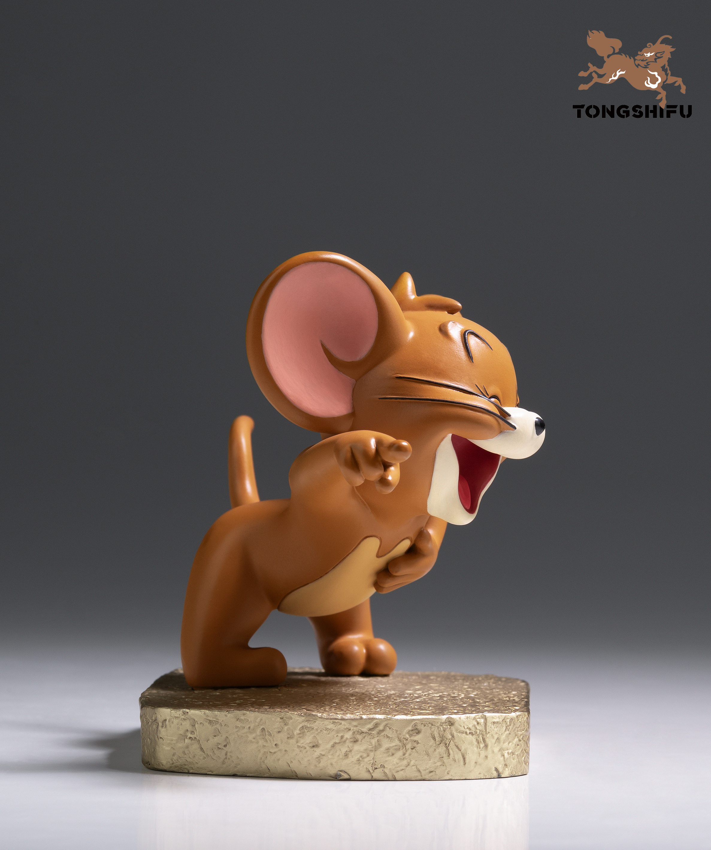 TOM AND JERRY O EDITION