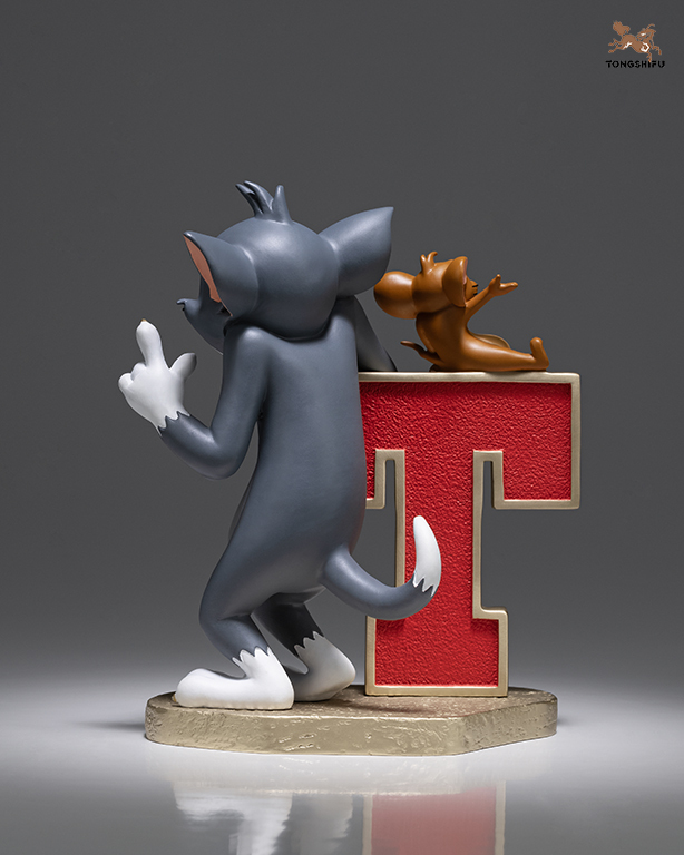 TOM AND JERRY J EDITION