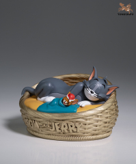 TOM AND JERRY V EDITION