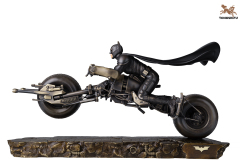 MOTORCYCLE BATMAN (BALL VERSION)