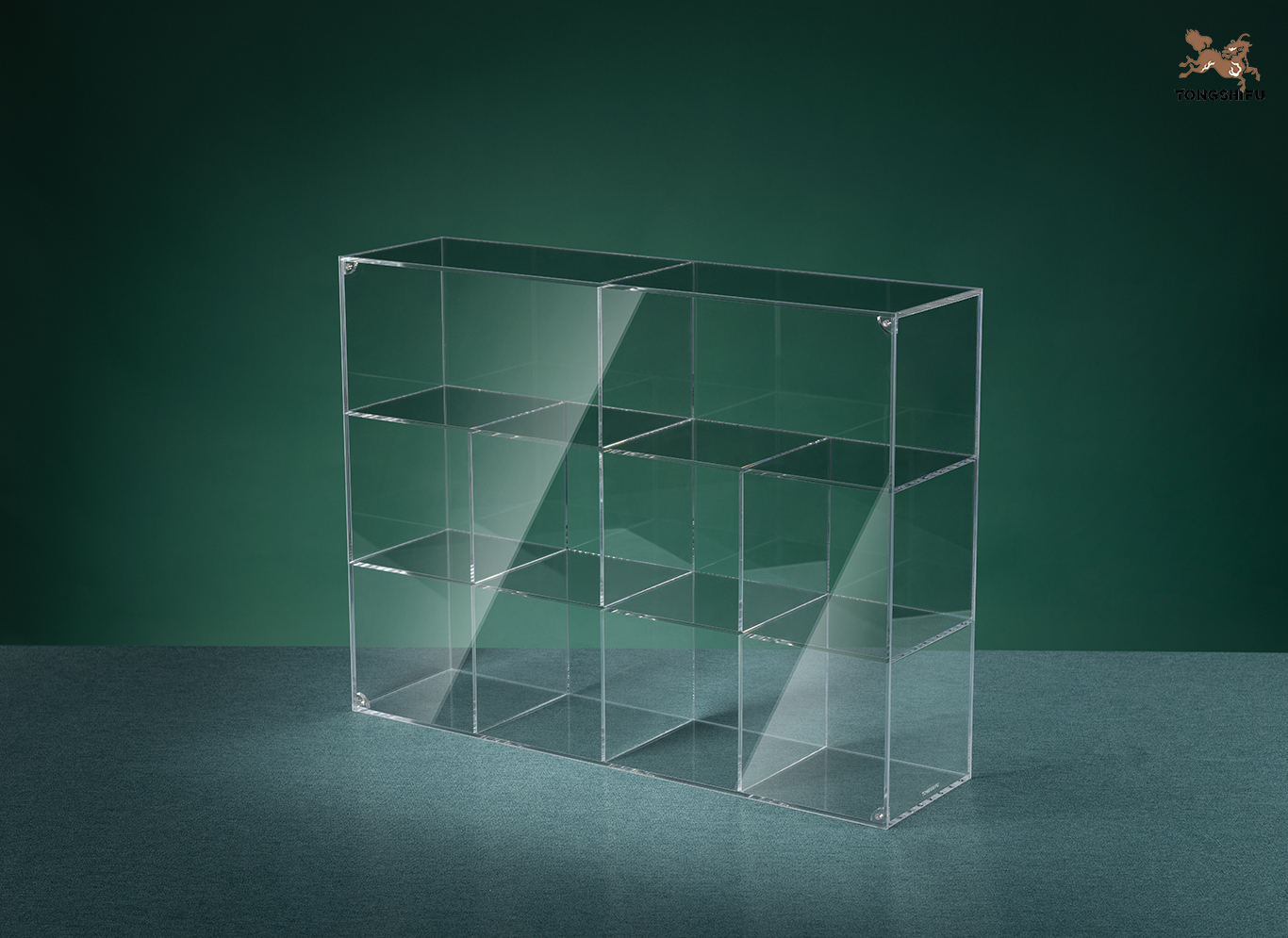 JURASSIC WORLD (CUTE VERSION) HD ACRYLIC DUST COVER DISPLAY STAND