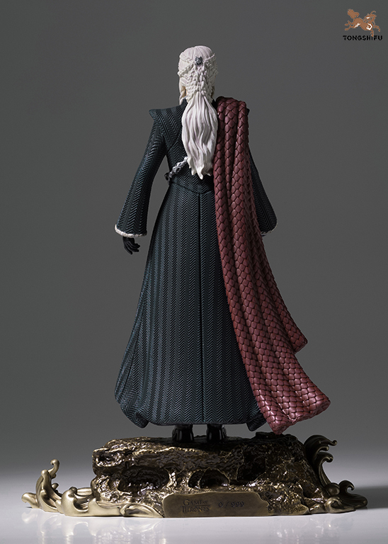GAME OF THRONES (DAENERYS TARGARYEN)