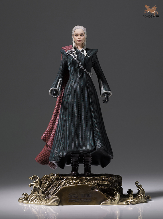 GAME OF THRONES (DAENERYS TARGARYEN)