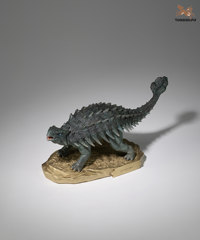 JURASSIC WORLD:  ANKYLOSAURUS