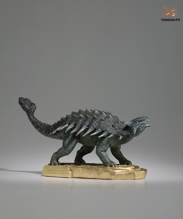 JURASSIC WORLD:  ANKYLOSAURUS