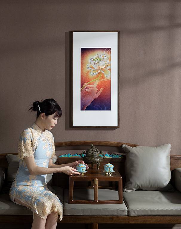 BUDDHA HOLDING A FLOWER