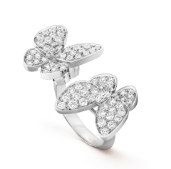 双蝴蝶满钻戒指