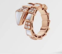 白贝隔钻蛇戒指