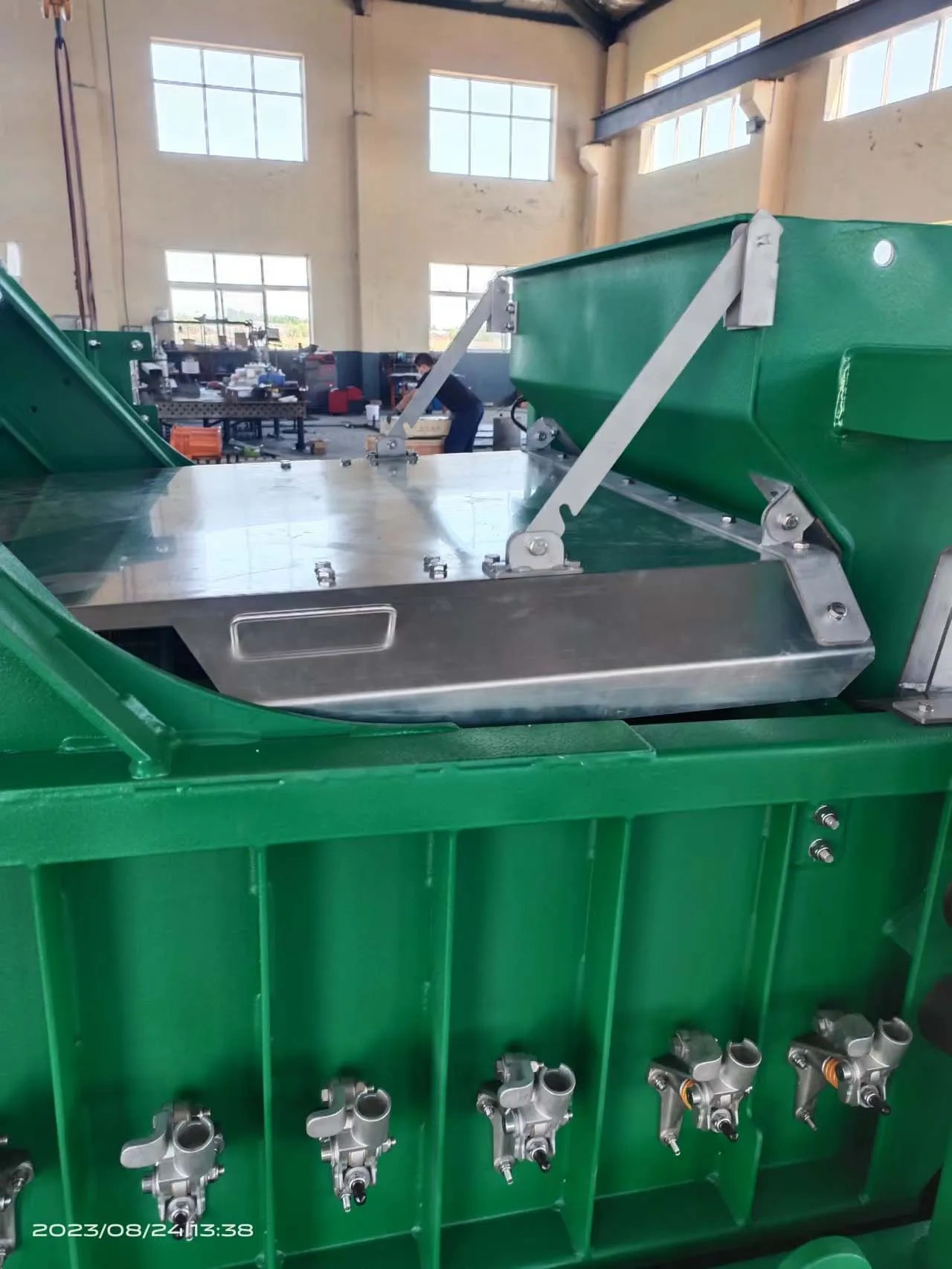 PRM 726 shaker