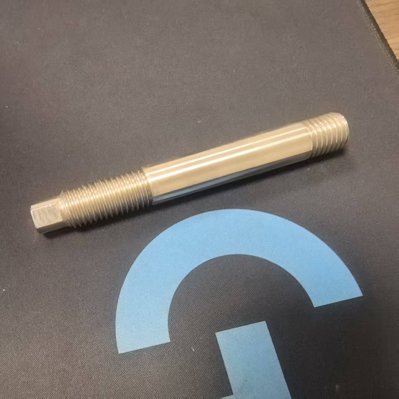 Adjusting bolt for tensioning side G0005479,Premium Oil,Adjusting bolt for tensioning side G0005479
