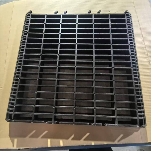 MD-3 and MD-2  Composite Shaker Screens, extreme-life design,Premium Oil,MD-3 Composite Shaker Screens – High-Performance Solids Control for Drilling Fluids by PRM