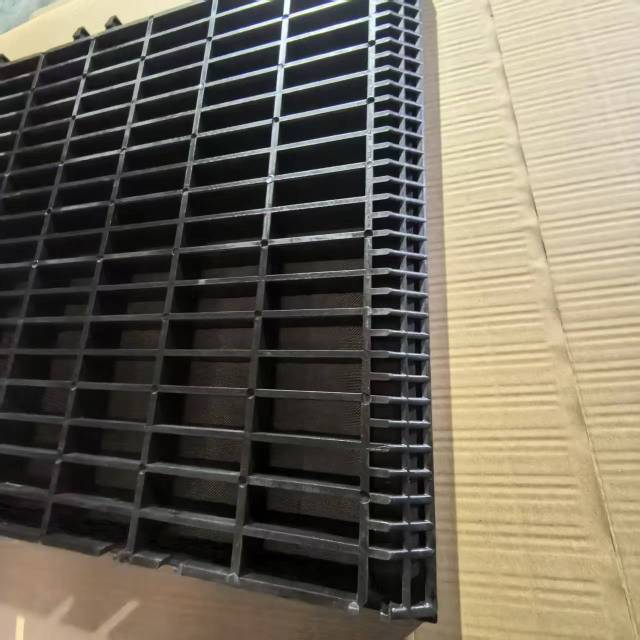 MD-3 and MD-2  Composite Shaker Screens, extreme-life design,Premium Oil,MD-3 Composite Shaker Screens – High-Performance Solids Control for Drilling Fluids by PRM