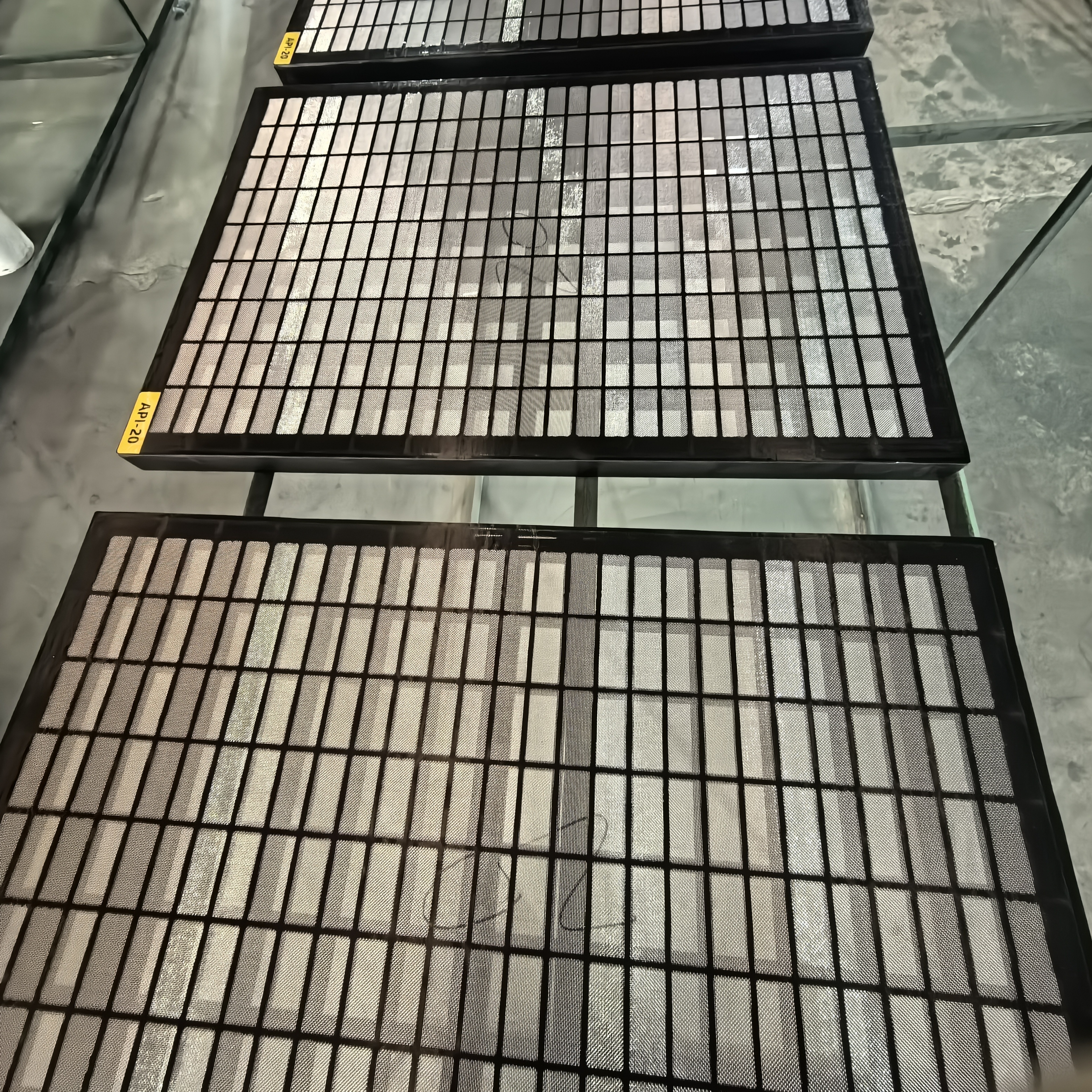 VSM300 Composite Scalping deck Screen,Premium Oil,VSM300 Composite Scalping Screen – High-Efficiency Solids Removal for Drilling Fluids | PRM