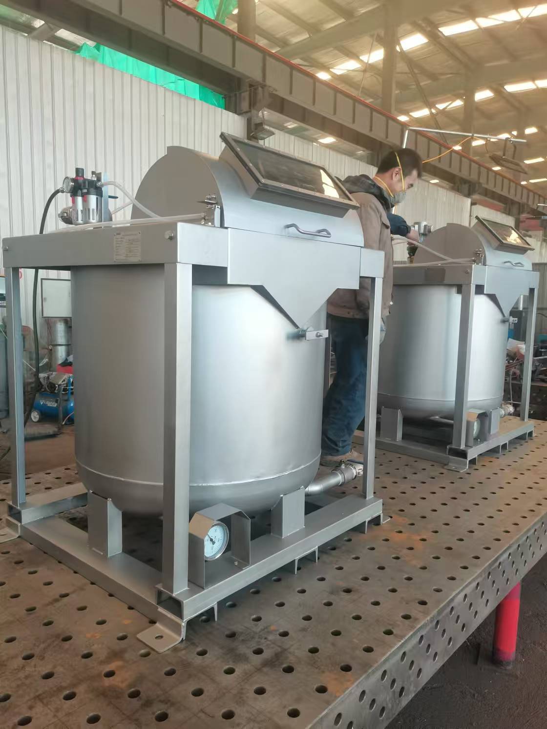High-Efficiency Caustic Soda Pneumatic Mixing Unit,Premium Oil,High-Efficiency Caustic Soda Pneumatic Mixing Unit | PRM Drilling