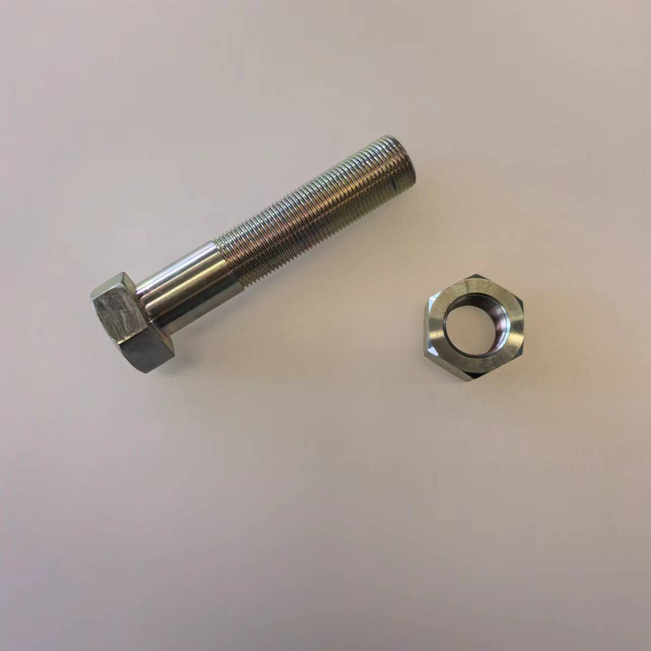 1407169  MISWACO Mongoose PT shaker motor stud and nut,Premium Oil,1407169  MISWACO Mongoose PT shaker motor stud and nut