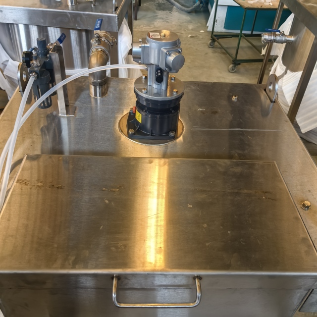 Caustic Soda Pneumatic Mixing Unit  Arabian Drilling model,Premium Oil,Caustic Soda Pneumatic Mixing Unit  Arabian Drilling model
