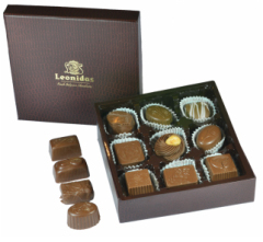 Eco-friendly Food Dessert Paper Chocolate Nugget Packaging Box