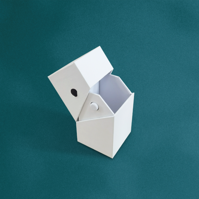 Childproof CR Button Paper Boxes Child-Resistant Packaging for Products