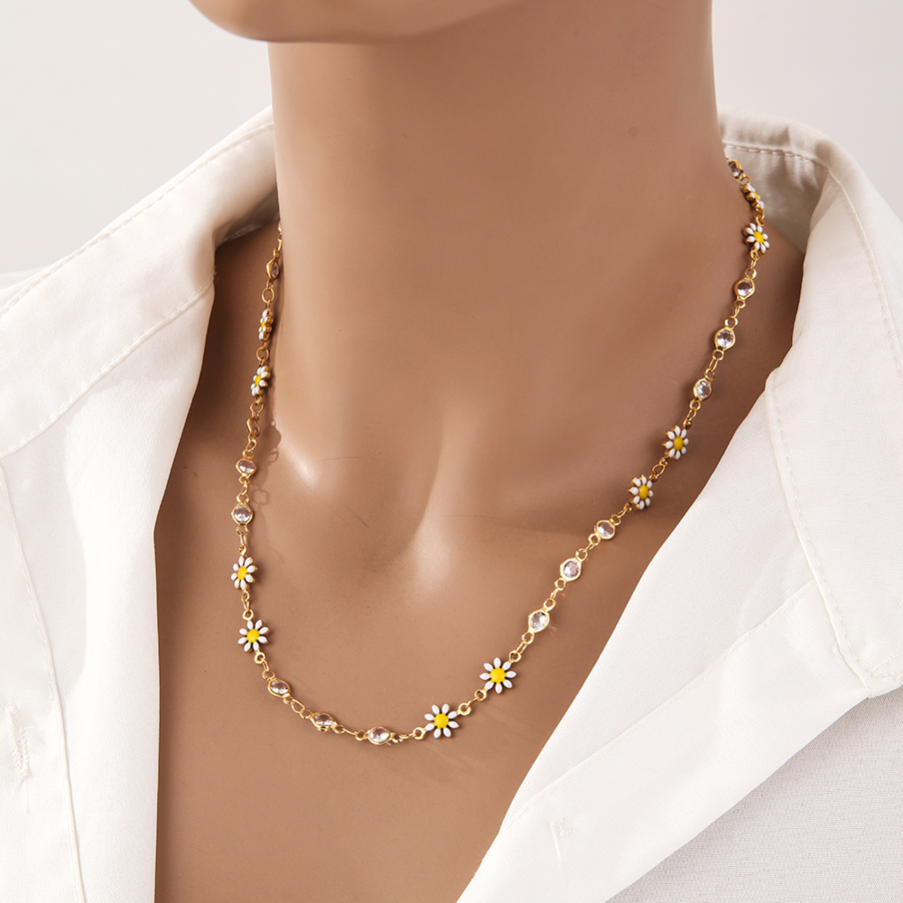 Fancy Flower necklace