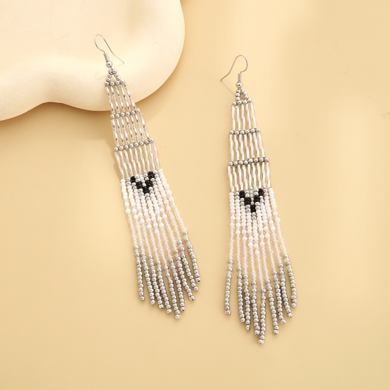 Black/Clear  Simple design earring with long tassel