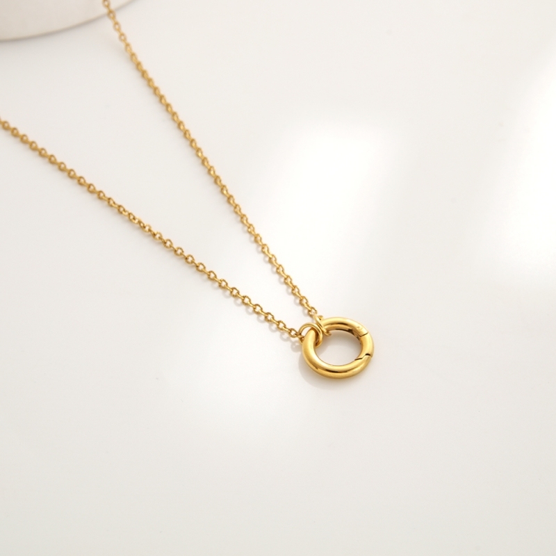 Stainless steel necklace
