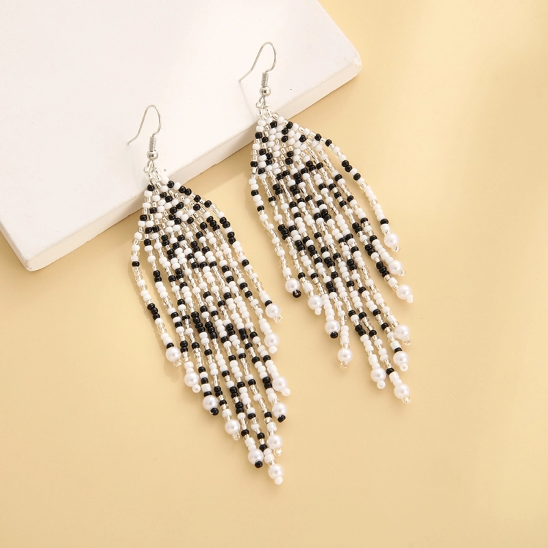Black/Clear  Simple design earring with long tassel