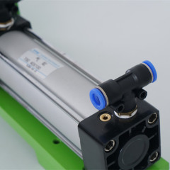 Pneumatic silk screen stretching clamp