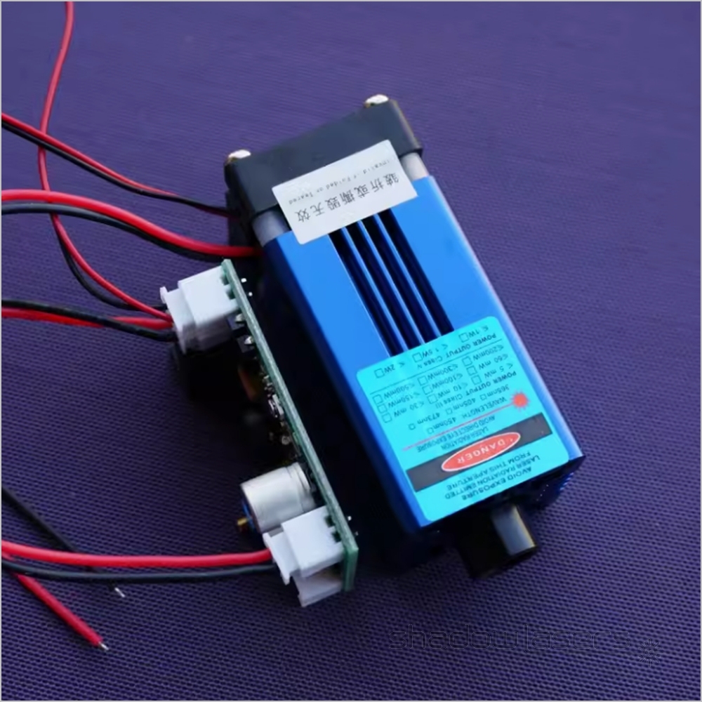 BM1 445nm Blue Laser Module Air-cooled TTL Modulation 1000MW-2000MW