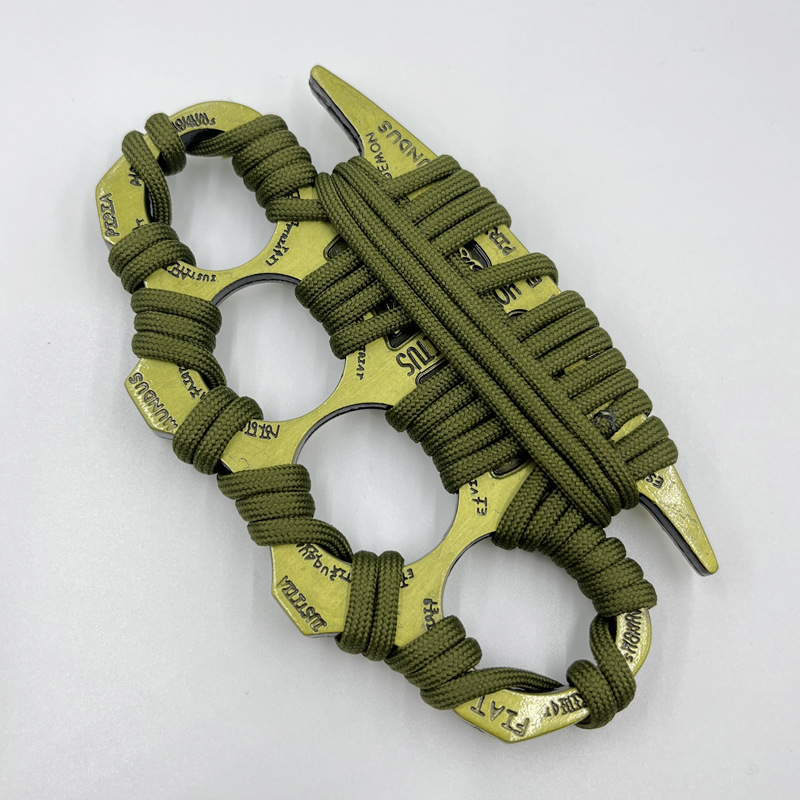SMKD291 Iron Fist Ring Finger Buckle