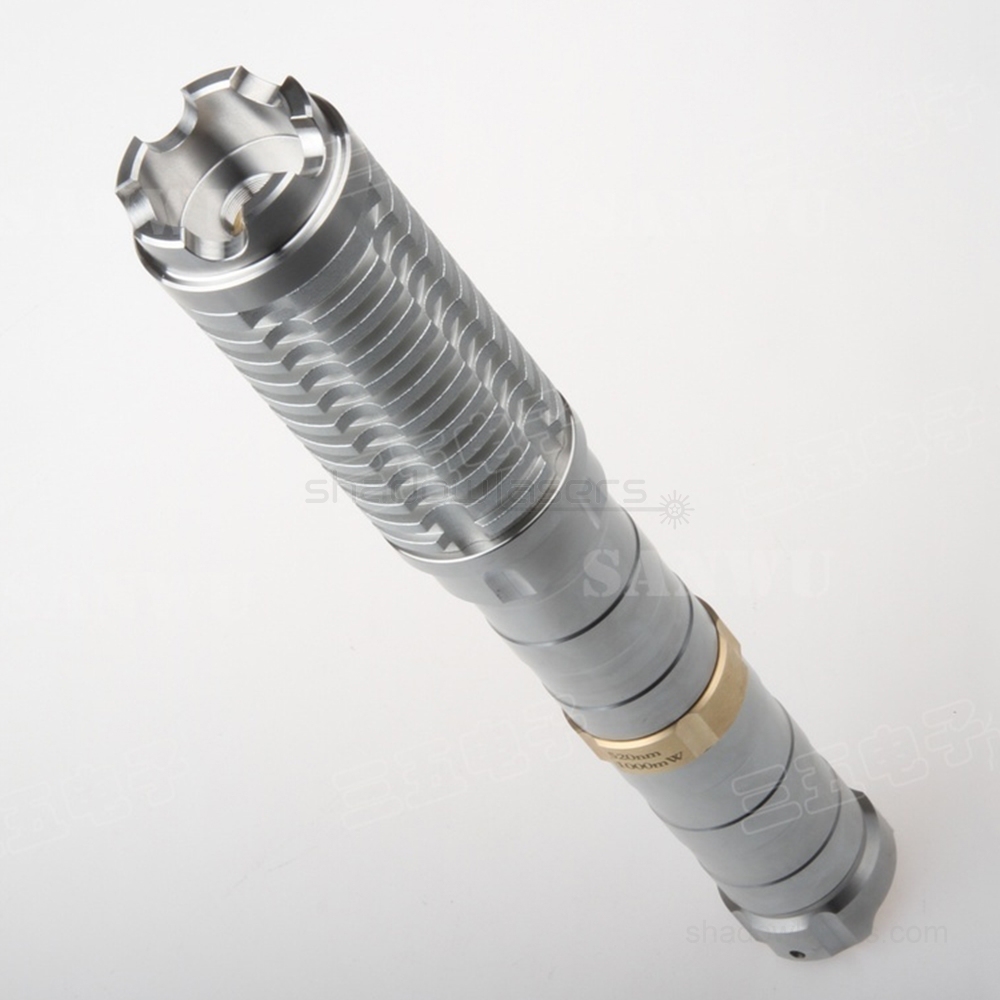 "DRAGON SLAYING" GW9 525nm World's Most Powerful 1.2W, 1.6W, 2W BURNING Green Laser Pointer & 2 x 26650 Batteries