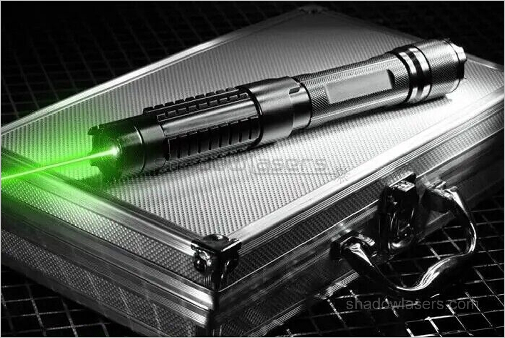 "BIGLASERS" GX6 520nm 500mW, 750mW, 1W, 1.5W Waterproof BURNING Green Laser Pointer