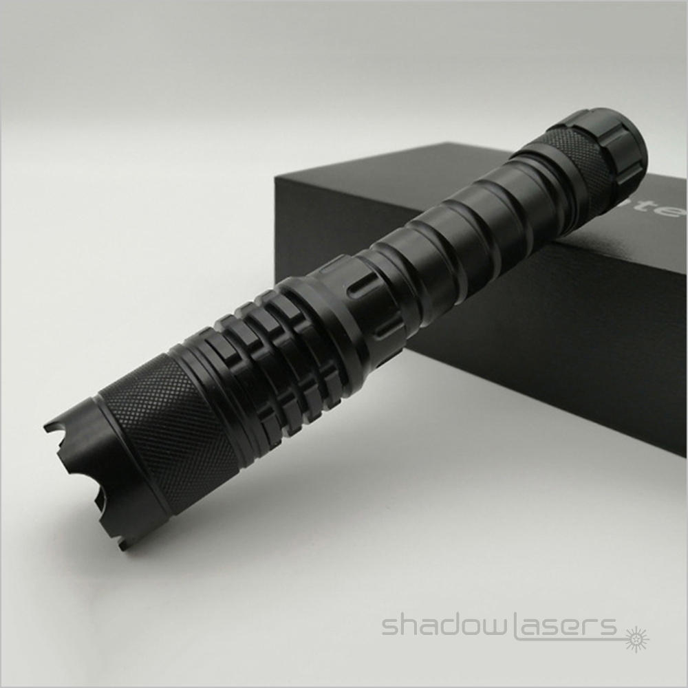 GH3-520nm Adjustable Focus Burning Green Laser Pointer 300MW-500MW
