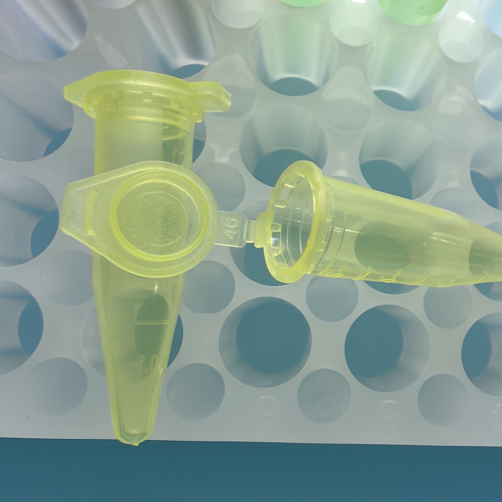 MUHWA 500 PCS Polypropylene Graduated Microcentrifuge Tubes with Snap Cap, 1.5ML Micro Test Tubes Conical Microtube Sample Vial for Laboratory
