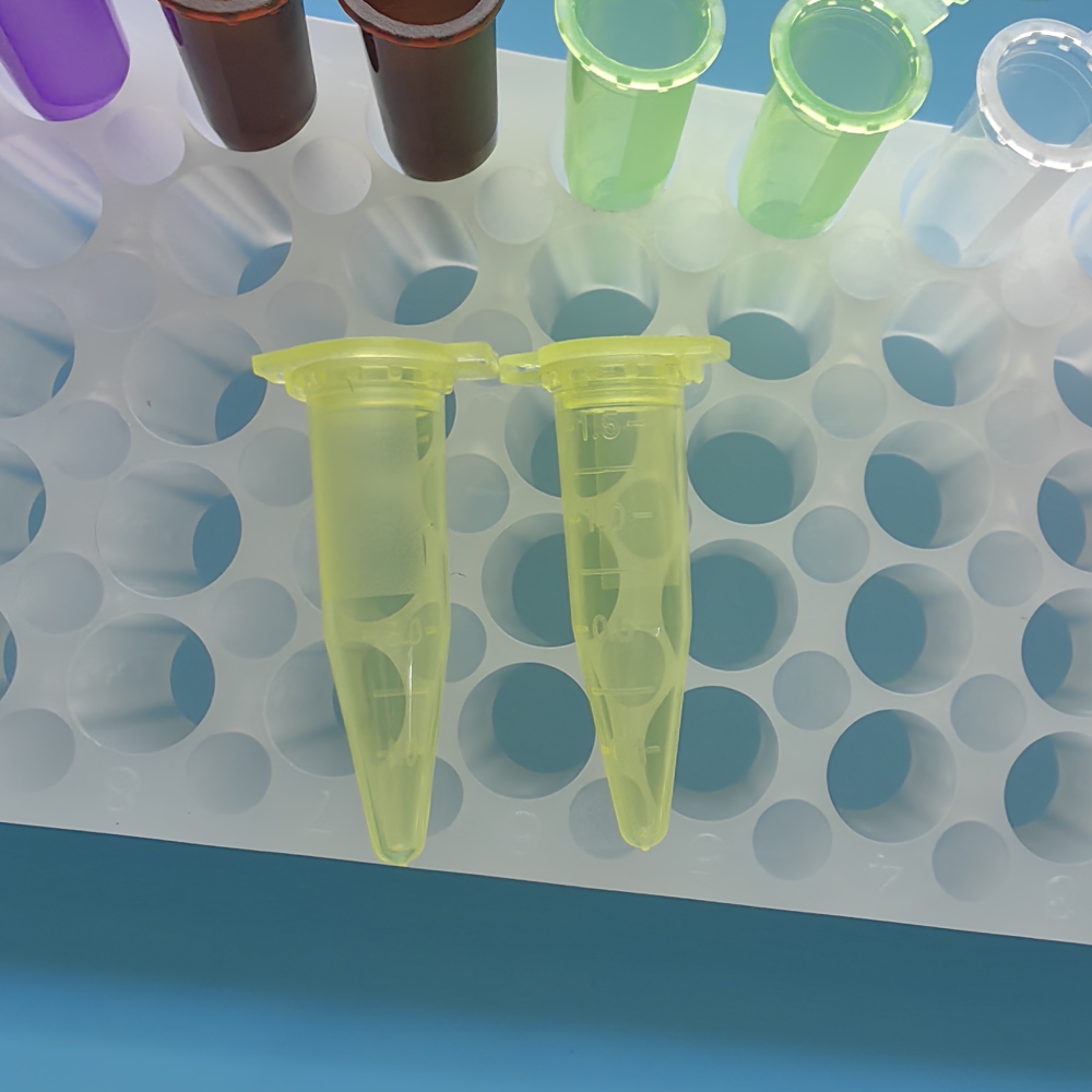 MUHWA 500 PCS Polypropylene Graduated Microcentrifuge Tubes with Snap Cap, 1.5ML Micro Test Tubes Conical Microtube Sample Vial for Laboratory