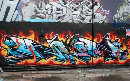 Non Fading Graffiti Spray Paint Impact Enduring For Different Surface