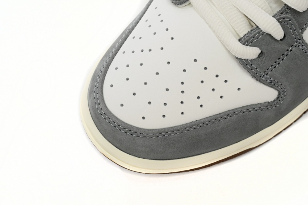 FQ1180-001 Yuto Horigome × Nike Dunk SB Low Champion Co Branding