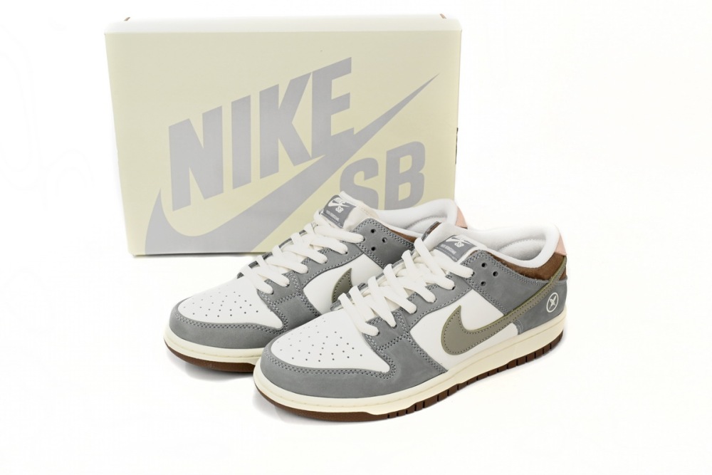 FQ1180-001 Yuto Horigome × Nike Dunk SB Low Champion Co Branding
