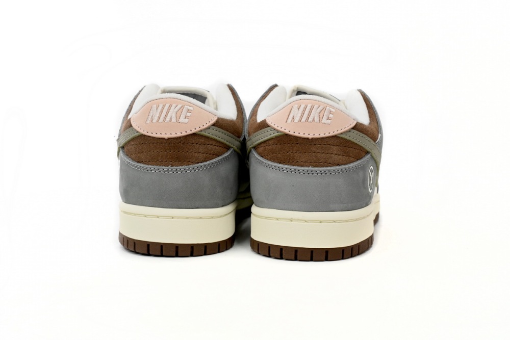 FQ1180-001 Yuto Horigome × Nike Dunk SB Low Champion Co Branding