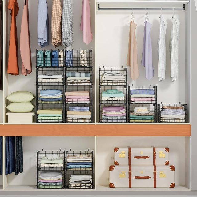 4 Tire Hanging Closet Organizer Stackable Storage Clothes Hanging Shelves With 3 Dividers