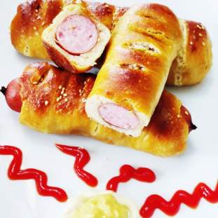 Pretzel Dogs