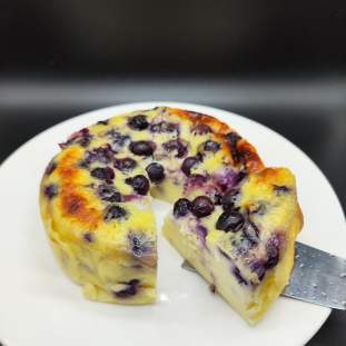 Blueberry Yoghurt Cake
