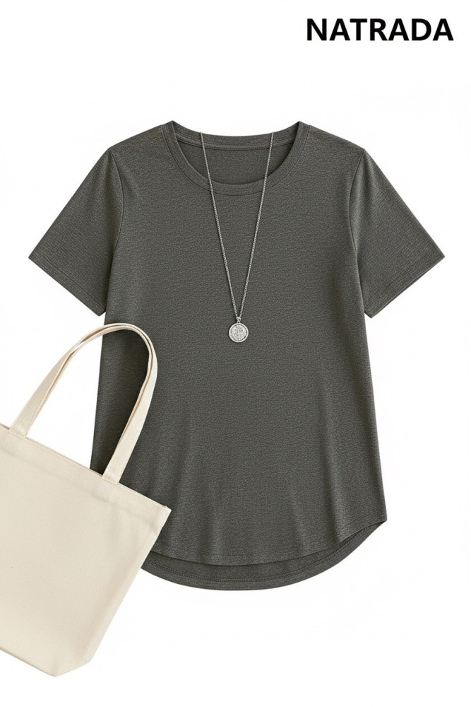 T-P005 : เสื้อยืดสีเทาคอกลมเเขนสั้น Gray round neck short sleeve T-shirt (Ships within 24 hours)