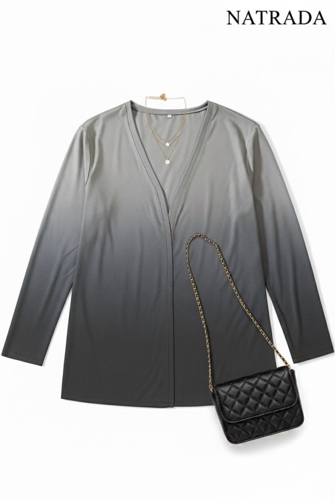 T-P014 : เสื้อคลุมแฟชั่น สีเทาทูโทน สาวอวบ Two-tone gray fashion coat for plus-size women (Ships within 24 hours)