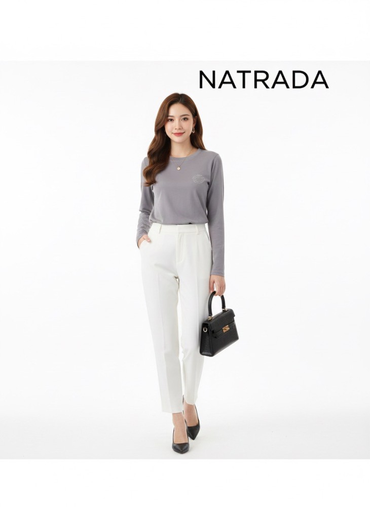 C016 :ครอปแขนสั้น สีเทา ปักเพชร (พร้อมส่งภายใน 24 ชม.) Gray short-sleeve crop top with rhinestones (ready to ship within 24 hours)